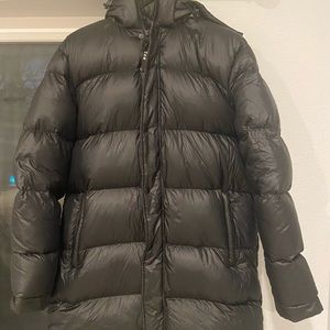 TNA Super Puff Mid - soft shine black. Size medium